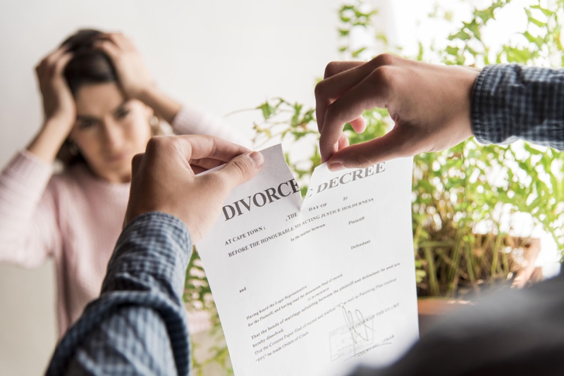 Divorce and Marital Dissolution in Indonesia: When Your Marriage Gets Crepey and What You Can Do About It